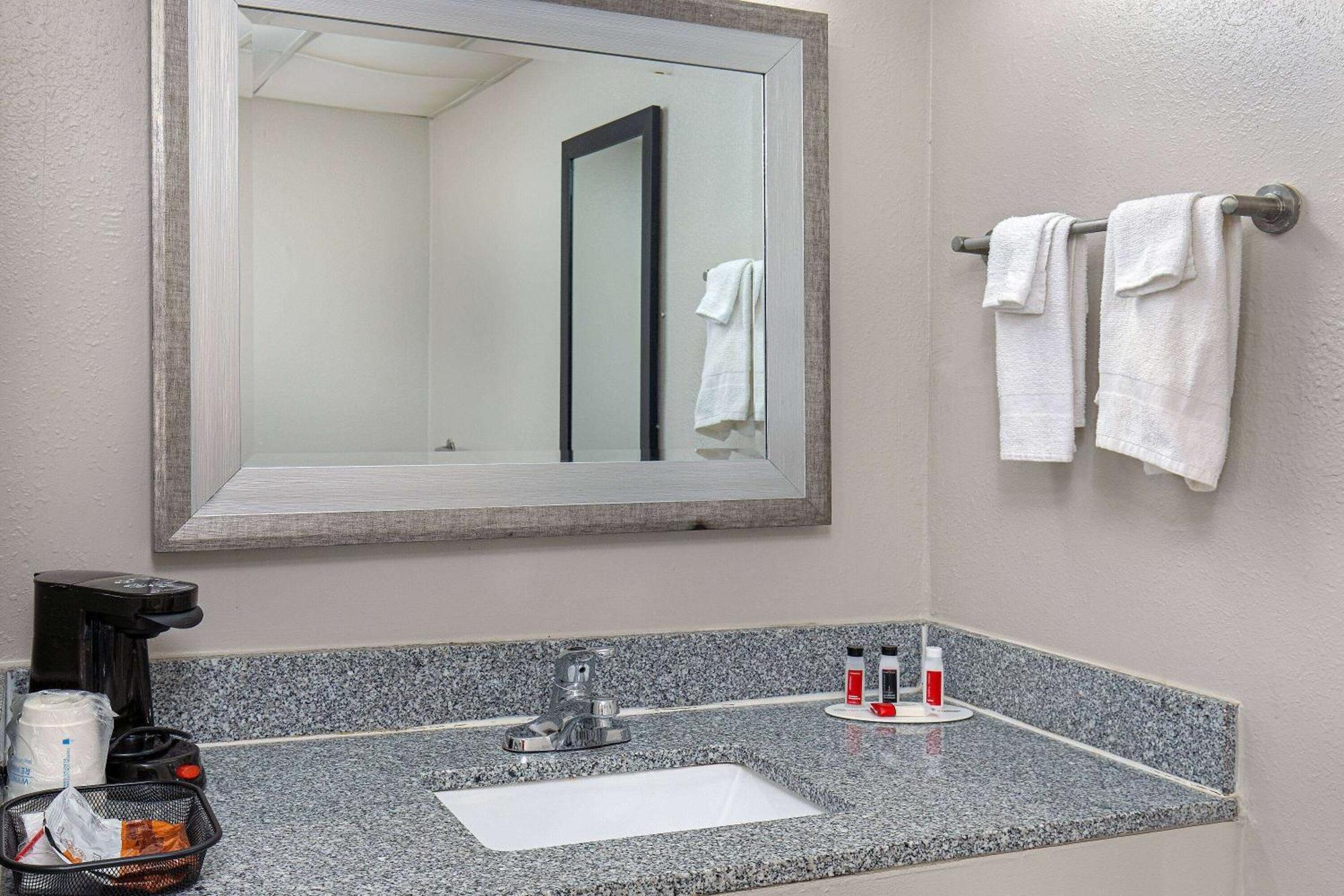 Days Inn By Wyndham Knoxville North Powell Luaran gambar