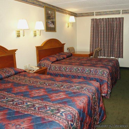 Days Inn By Wyndham Knoxville North Powell Bilik gambar