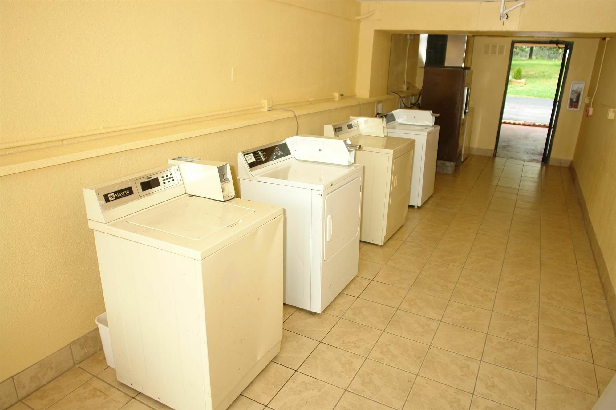 Days Inn By Wyndham Knoxville North Powell Luaran gambar